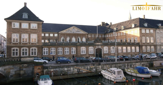 Airport Transfer: Copenhagen Airport to National Museum Denmark